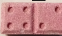 Domino (Rojo Claro) (Front) sample 2022-09-16_domino_rojoclaro