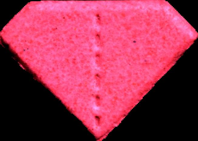 Punisher (Rosa) - MDMA 107mg (Front) lab-tested pill — back
